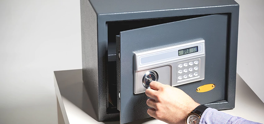 Jewelry Safe Unlocking Service in Santa Fe Springs, California