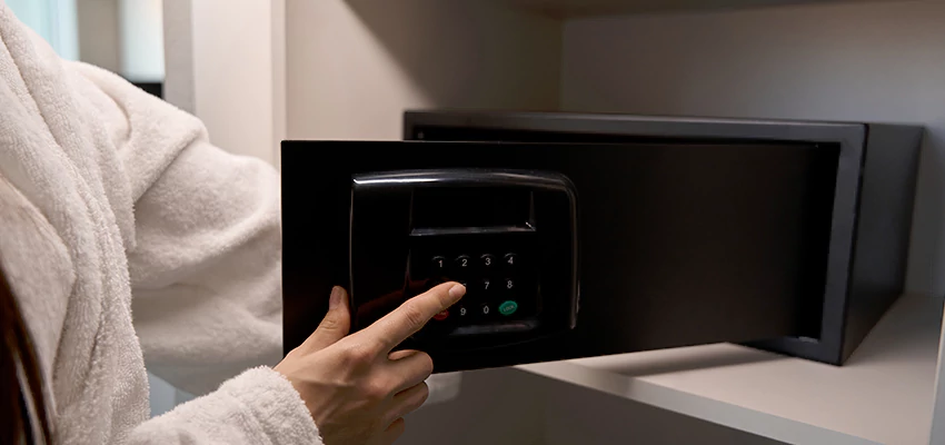 Safe Unlocking Service Company in Santa Fe Springs, California