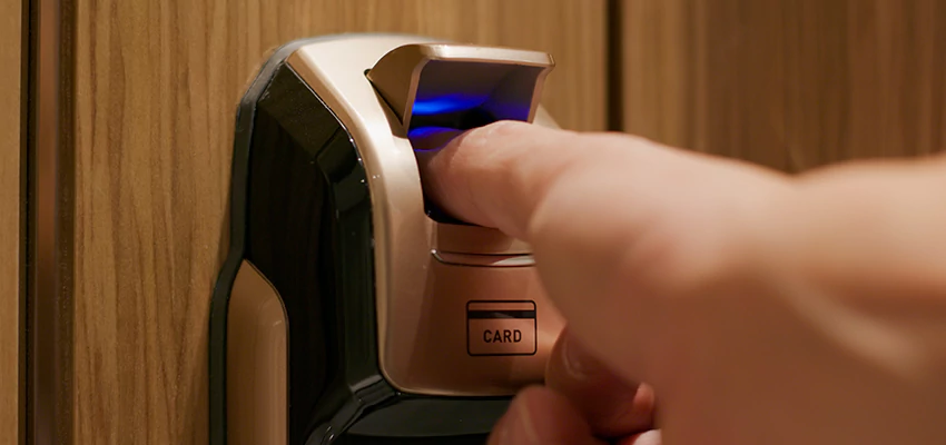 Locksmith Company For Window Lock Installation in Santa Fe Springs, California